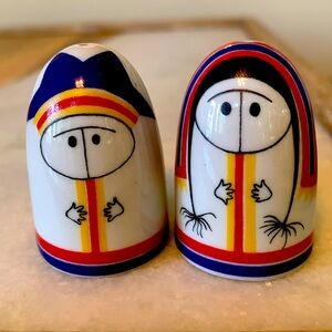 Vintage Nordic Arabia Sapmi salt and pepper shaker set, EUC